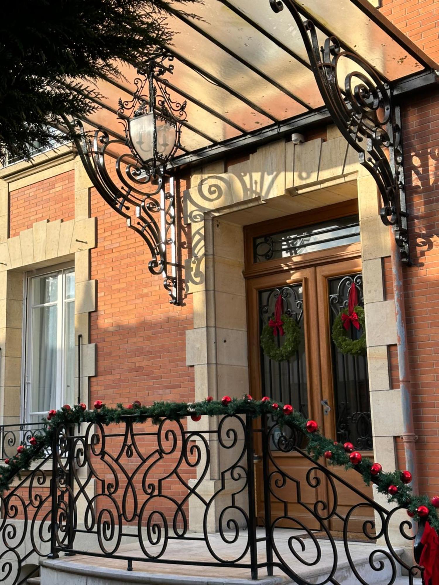 La Grande Maison Lgm Lesches Zewnętrze zdjęcie