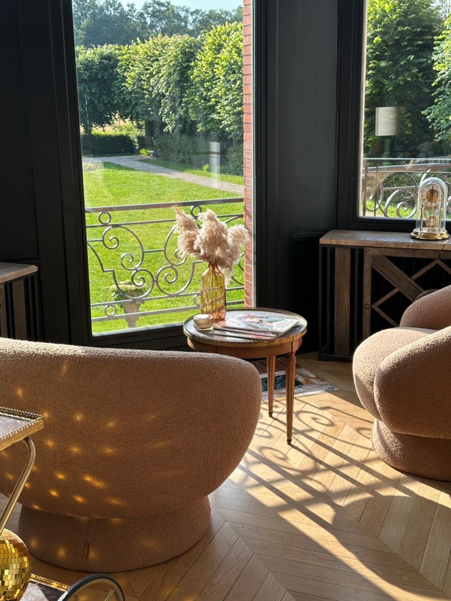 La Grande Maison Lgm Lesches Zewnętrze zdjęcie